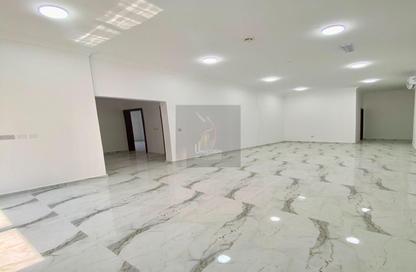 Apartment - 2 Bedrooms - 2 Bathrooms for rent in Madinat Khalifa Building 58 - Madinat Khalifa South - Madinat Khalifa - Doha