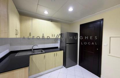 Apartment - 1 Bedroom - 2 Bathrooms for rent in West Porto Drive - Porto Arabia - The Pearl Island - Doha