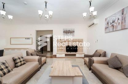 Villa - 6 Bedrooms - 5 Bathrooms for sale in Al Wukair - Al Wukair - Al Wakra