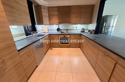 Apartment - 1 Bedroom - 2 Bathrooms for rent in East Porto Drive - Porto Arabia - The Pearl Island - Doha