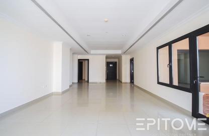 Apartment - 1 Bedroom - 2 Bathrooms for rent in Porto Arabia - The Pearl Island - Doha