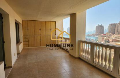 Apartment - 2 Bedrooms - 2 Bathrooms for rent in East Porto Drive - Porto Arabia - The Pearl Island - Doha