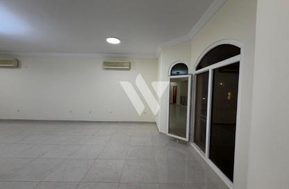 Villa - 3 Bedrooms - 3 Bathrooms for rent in Bu Hamour Street - Abu Hamour - Doha