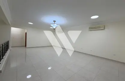 Villa - 3 Bedrooms - 3 Bathrooms for rent in Bu Hamour Street - Abu Hamour - Doha
