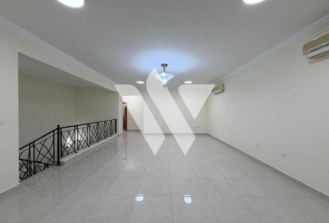 52271230 - Property Image 2