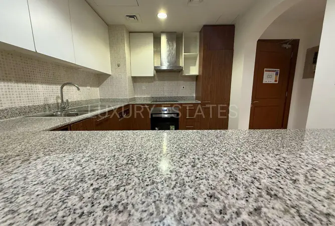 57032619 - Property Image 3