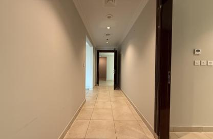 Apartment - 3 Bedrooms - 4 Bathrooms for rent in East Porto Drive - Porto Arabia - The Pearl Island - Doha