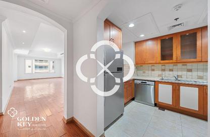 Apartment - 2 Bedrooms - 3 Bathrooms for sale in East Porto Drive - Porto Arabia - The Pearl Island - Doha