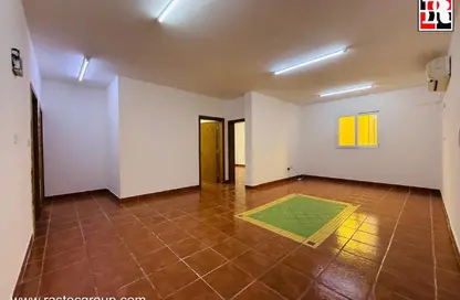 شقة - 2 غرف نوم - 1 حمام للايجار في شارع المطار القديم - طريق المطار القديم - الدوحة