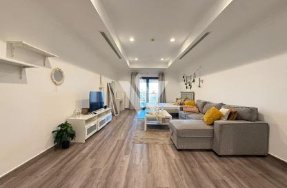Apartment - Studio - 1 for rent in West Porto Drive - Porto Arabia - The Pearl Island - Doha