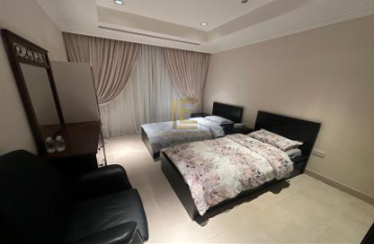 Apartment - 3 Bedrooms - 4 Bathrooms for sale in Tower 6 - Porto Arabia - The Pearl Island - Doha