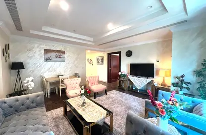 Apartment - 2 Bedrooms - 2 Bathrooms for rent in West Porto Drive - Porto Arabia - The Pearl Island - Doha