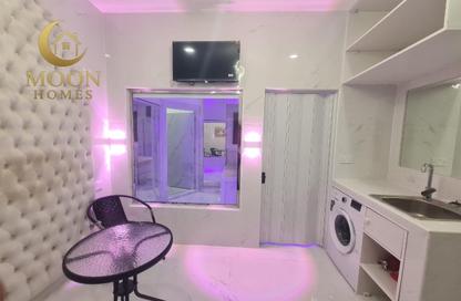 Apartment - 1 Bedroom - 1 Bathroom for rent in Umm Ghwailina Comm - Umm Ghuwalina - Umm Ghuwailina - Doha Apartment - 1 Bedroom - 1 Bathroom for rent in Umm Ghwailina Comm - Umm Ghuwalina - Umm Ghuwailina - Doha