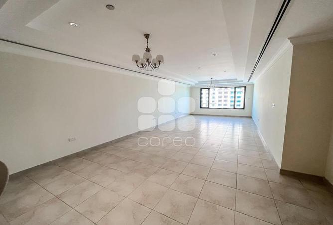 1028715 - Property Image 2
