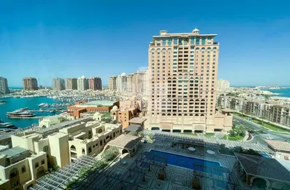 Apartment - 1 Bedroom - 2 Bathrooms for rent in Burj Eleganté - Porto Arabia - The Pearl Island - Doha