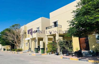 مجمع سكني - 4 غرف نوم - 5 حمامات للايجار في شارع  بو هامو - أبو هامور - الدوحة