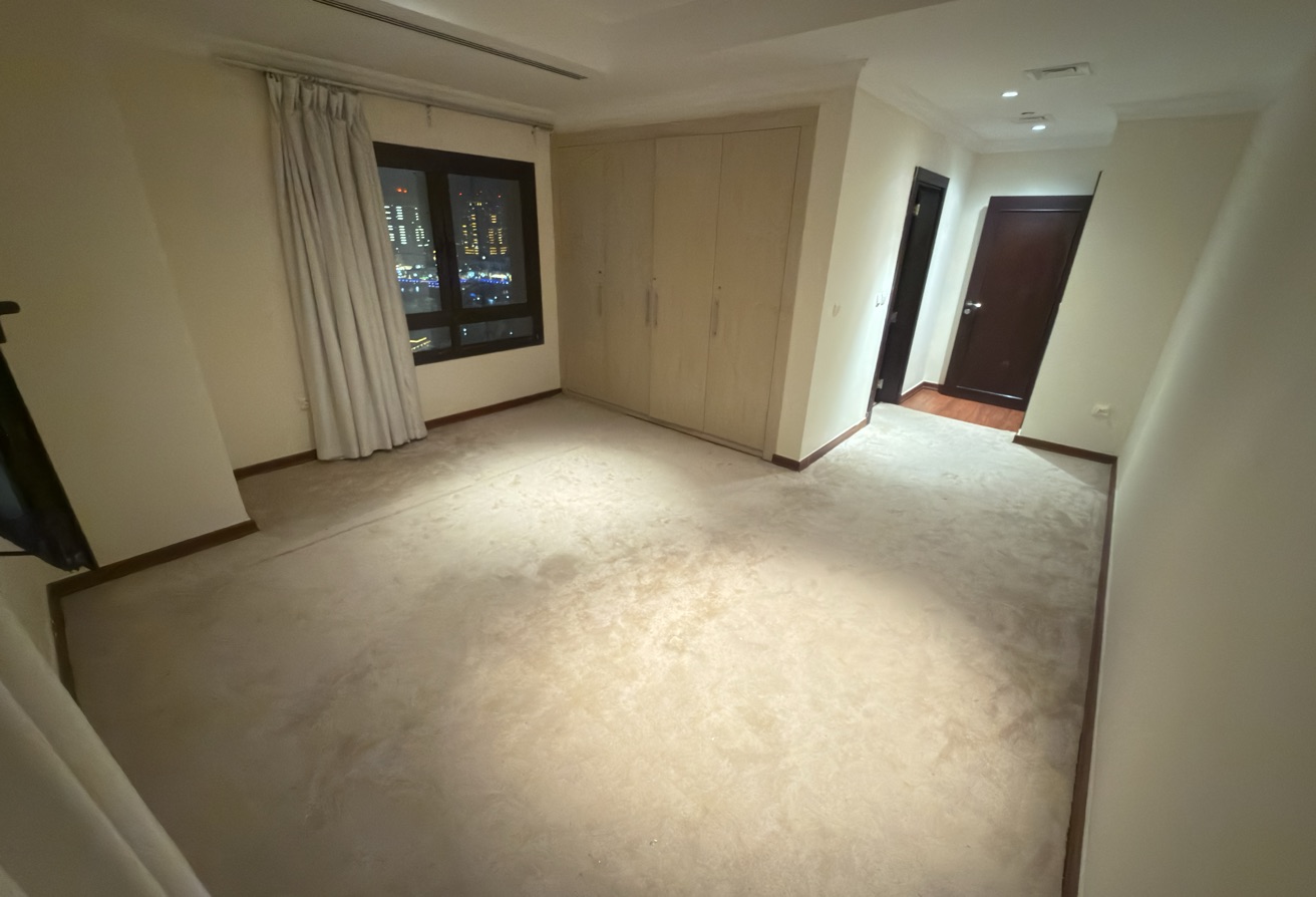 HOT DEAL ! MARINA FRONT 2BHK PORTO ARABIA ! thumbnail 8
