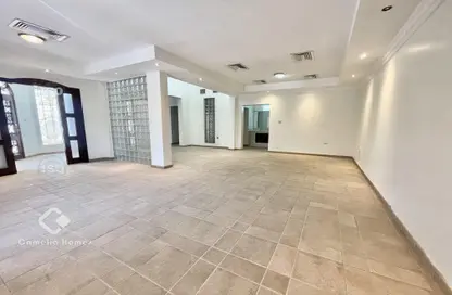 Villa - 4 Bedrooms - 5 Bathrooms for rent in Bin Omran 28 - Fereej Bin Omran - Doha
