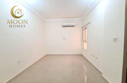Apartment - 1 Bedroom - 1 Bathroom for rent in Umm Ghuwailina 4 - Umm Ghuwailina - Doha Apartment - 1 Bedroom - 1 Bathroom for rent in Umm Ghuwailina 4 - Umm Ghuwailina - Doha