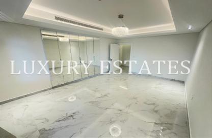 Apartment - 2 - 3 for sale in East Porto Drive - Porto Arabia - The Pearl Island - Doha Apartment - 2 - 3 for sale in East Porto Drive - Porto Arabia - The Pearl Island - Doha