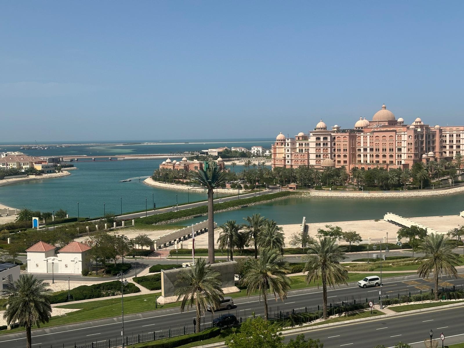 Luxury  Apartment for sale porto Arabia thumbnail 11