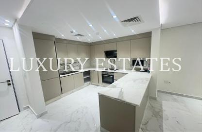 Apartment - 2 - 3 for sale in East Porto Drive - Porto Arabia - The Pearl Island - Doha Apartment - 2 - 3 for sale in East Porto Drive - Porto Arabia - The Pearl Island - Doha