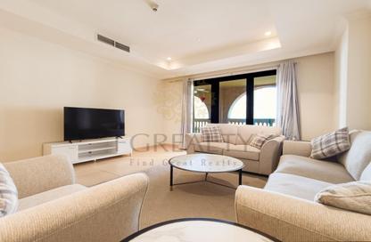 Apartment - 1 Bedroom - 2 Bathrooms for rent in Tower 16 - Porto Arabia - The Pearl Island - Doha