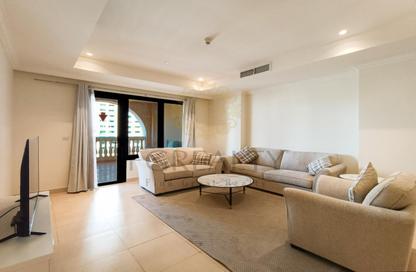 Apartment - 1 Bedroom - 2 Bathrooms for rent in Tower 16 - Porto Arabia - The Pearl Island - Doha