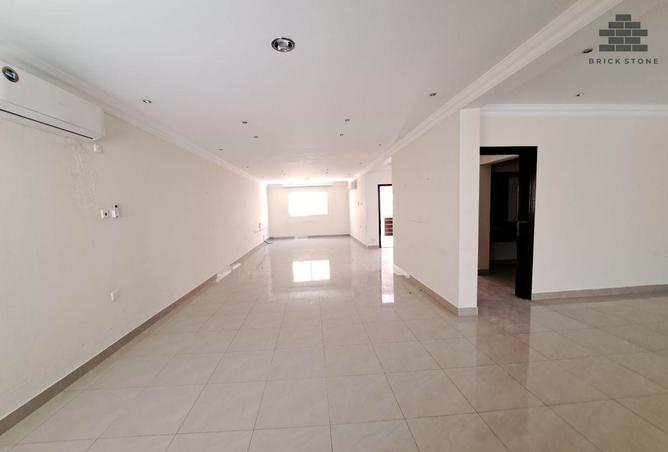 57301973 - Property Image 2