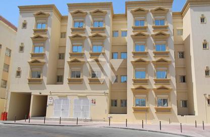 Apartment - 3 Bedrooms - 2 Bathrooms for rent in Al Nasr Street - Al Nasr - Doha