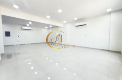 Apartment - 3 Bedrooms - 3 Bathrooms for rent in Al Waab Street - Al Waab - Doha