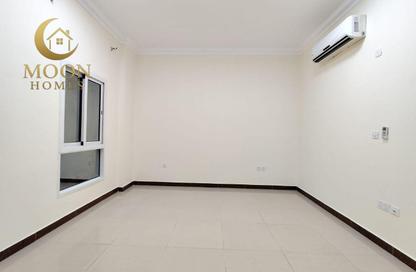 Apartment - 2 - 2 for rent in Al Mansoura - Al Mansoura - Doha