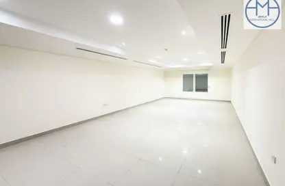 Apartment - 5 Bedrooms - 5 Bathrooms for rent in Old Airport Road - Old Airport Road - Doha