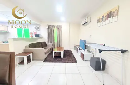 شقة - غرفة نوم - 1 حمام للايجار في ام غوالينا تجارية - ام غويلينا - أم غويلينا - الدوحة