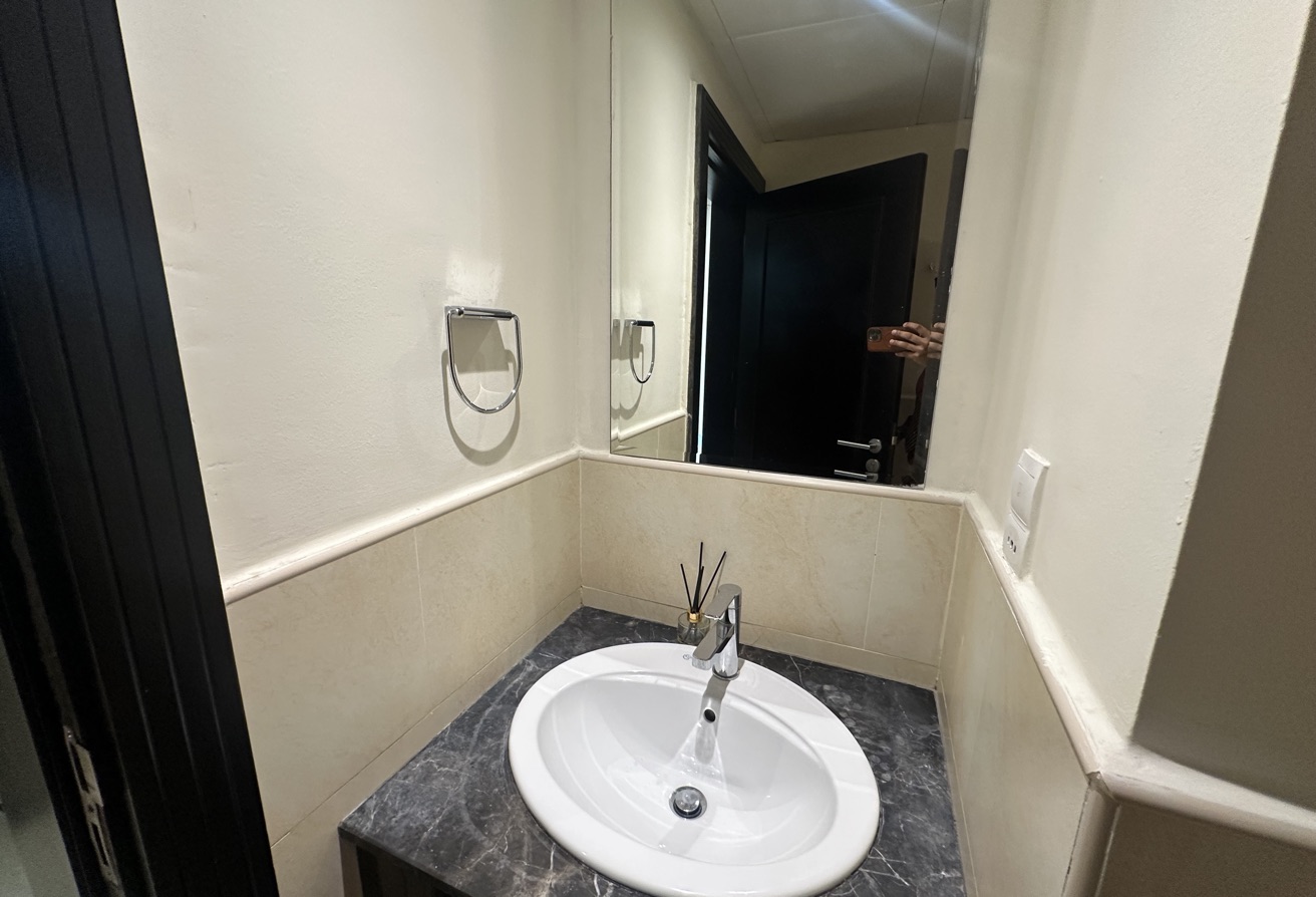 Studio Semi Furnished Panoramic Marina View thumbnail 8