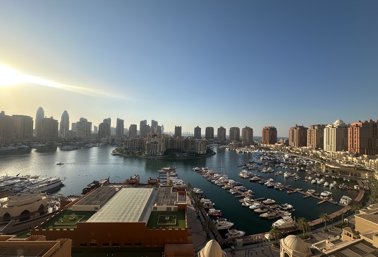 Studio Semi Furnished Panoramic Marina View thumbnail 4