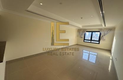 Apartment - Studio - 1 Bathroom for rent in West Porto Drive - Porto Arabia - The Pearl Island - Doha