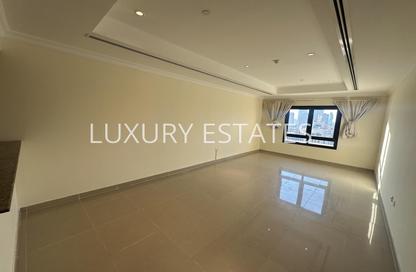 Apartment - Studio - 1 Bathroom for rent in West Porto Drive - Porto Arabia - The Pearl Island - Doha Apartment - Studio - 1 Bathroom for rent in West Porto Drive - Porto Arabia - The Pearl Island - Doha