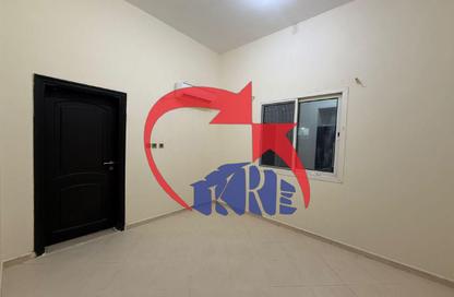 Apartment - 3 - 3 for rent in Ibn Al Haitam Street - Fereej Abdul Aziz - Doha