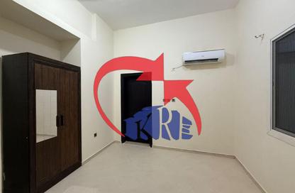Apartment - 3 - 3 for rent in Ibn Al Haitam Street - Fereej Abdul Aziz - Doha