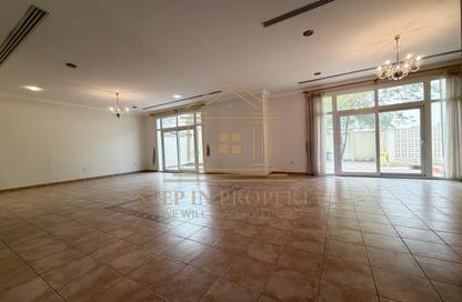 Apartment - 3 - 5 for rent in Umm Al Seneem Street - Ain Khaled - Doha Apartment - 3 - 5 for rent in Umm Al Seneem Street - Ain Khaled - Doha