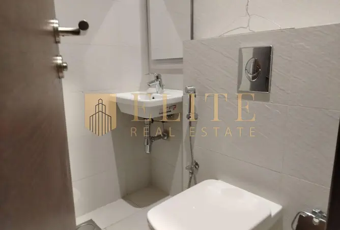 63133947 - Property Image 3
