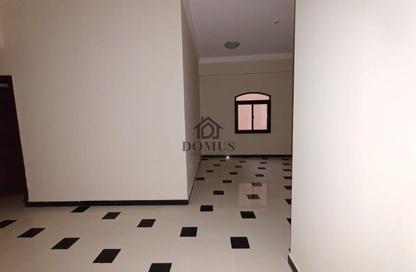 Apartment - 3 Bedrooms - 3 Bathrooms for rent in Al Zubair Bakkar Street - Al Sadd - Doha