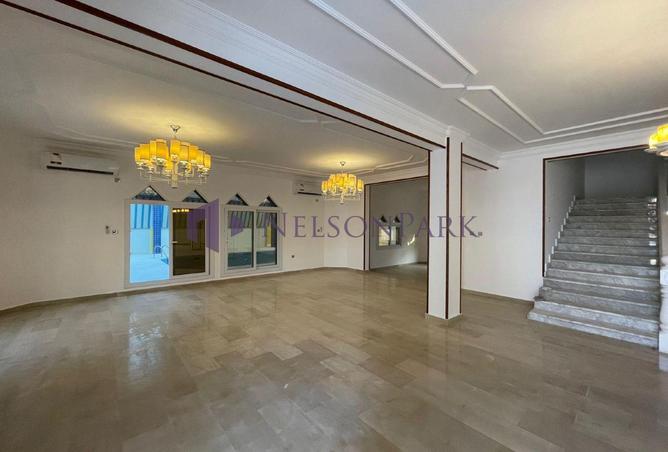 984356 - Property Image 2