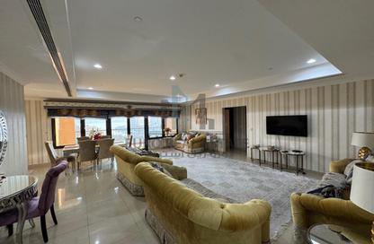 Apartment - 2 Bedrooms - 3 Bathrooms for sale in East Porto Drive - Porto Arabia - The Pearl Island - Doha
