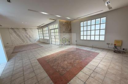 Villa - 4 - 3 for rent in Al Nasr Street - Al Nasr - Doha