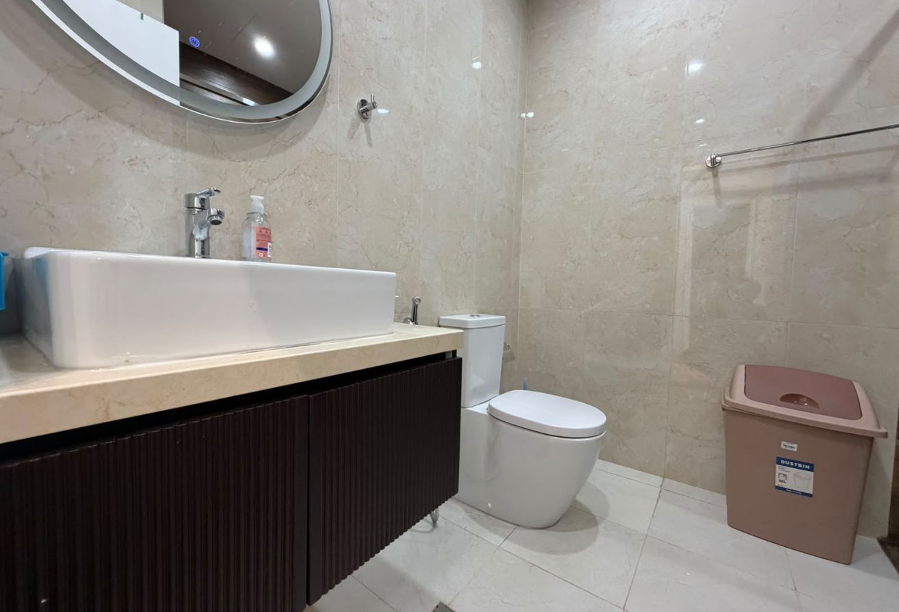 Exclusive 2BR + Maid | Private Garden | 340 SQM | thumbnail 15