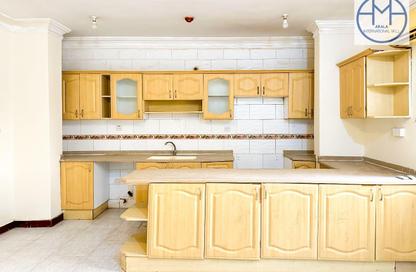 Apartment - 1 Bedroom - 1 Bathroom for rent in Umm Ghwailina Comm - Umm Ghuwalina - Umm Ghuwailina - Doha