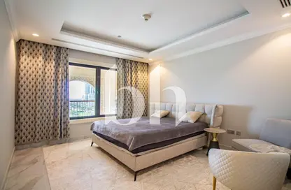 Apartment - 1 Bedroom - 2 Bathrooms for sale in West Porto Drive - Porto Arabia - The Pearl Island - Doha