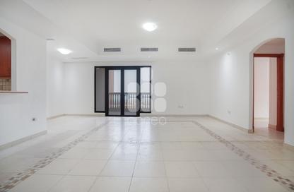 Apartment - 2 Bedrooms - 3 Bathrooms for rent in East Porto Drive - Porto Arabia - The Pearl Island - Doha
